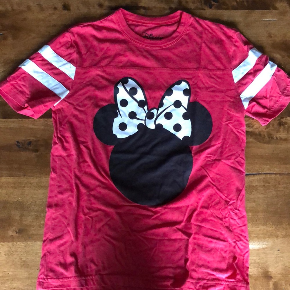 Women’s Disney Minnie shirt
